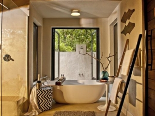 lbc_bathroom_2