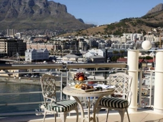 Table Bay Hotel