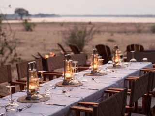 chikwenya_lodge_2000px_-_kyle_and_ruth_66_of_98