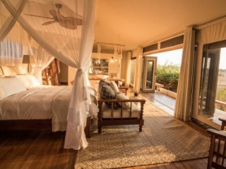 chikwenya_lodge_2000px_-_kyle_and_ruth_16_of_98