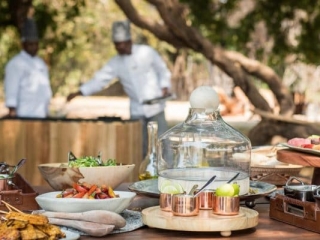 chikwenya_lodge_2000px_-_kyle_and_ruth_48_of_98