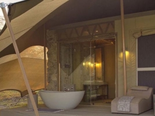 wetu_-_namiri_plains_-_tent_deck_showing_bathroom_detail
